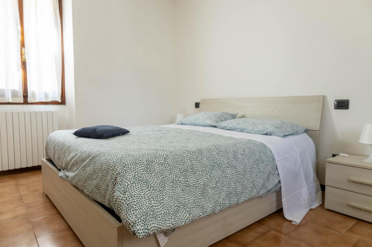 Haus Martina Appartement Desenzano del Garda Buitenkant foto