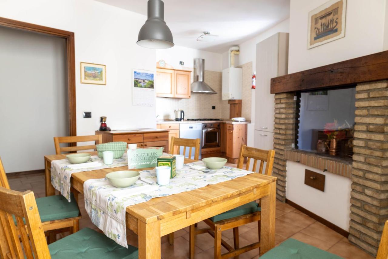 Haus Martina Appartement Desenzano del Garda Buitenkant foto