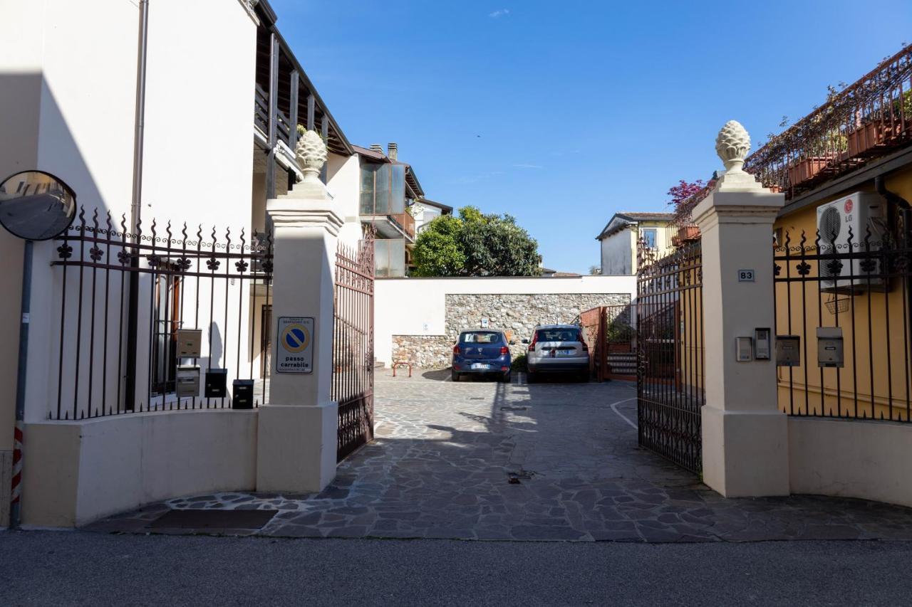 Haus Martina Appartement Desenzano del Garda Buitenkant foto