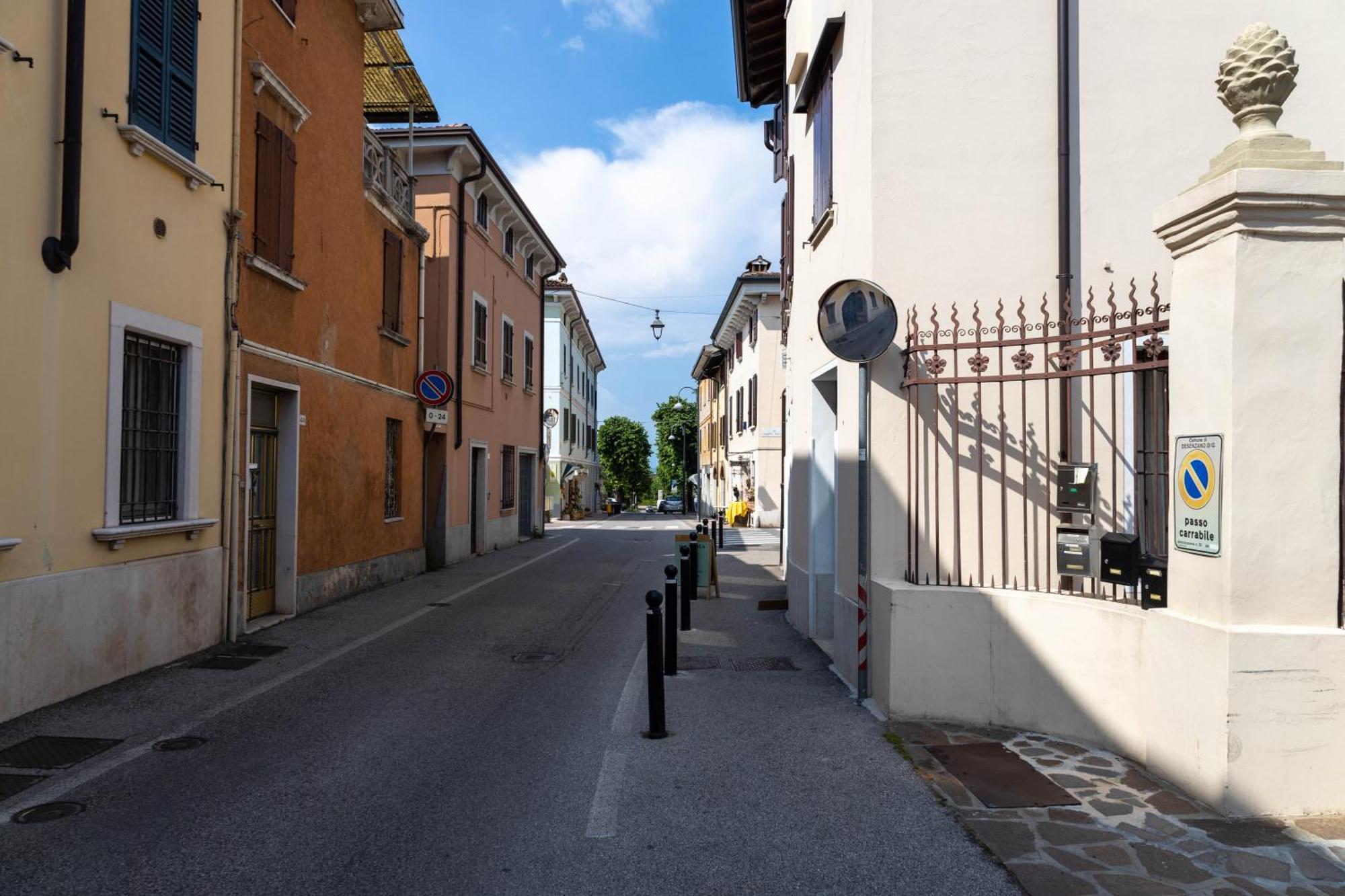 Haus Martina Appartement Desenzano del Garda Buitenkant foto