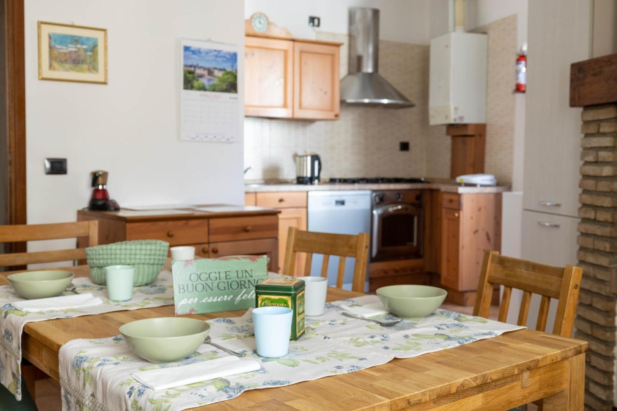 Haus Martina Appartement Desenzano del Garda Buitenkant foto